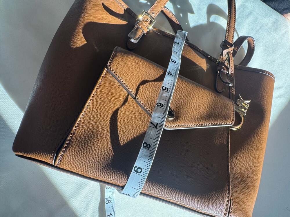 Michael Kors Jet Set Brown Saffiano Leather Tote Shoulder Bag Classic - Picture 12 of 14
